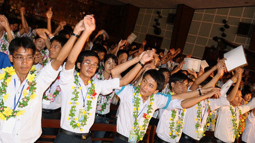 Chương trình" Tiếp sức đến trường" đồng hành cùng sinh viên